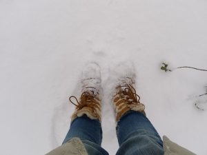 como aquecer os pés no inverno